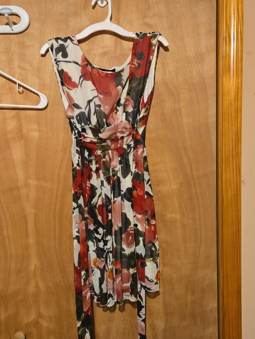 Sleeveless Red & Cream Floral Pleated Midi Dress with Self-Tie Waist